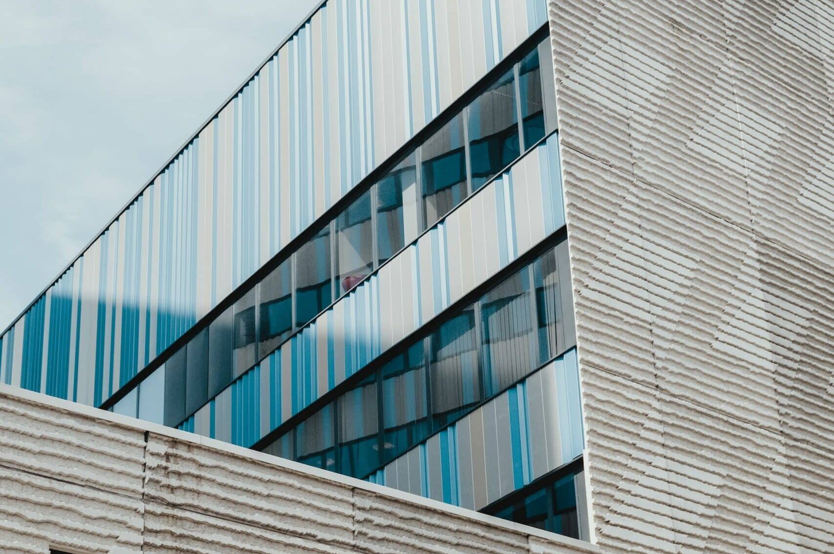 bernard hermant g9ydDMdpfM0 unsplash scaled e1692863222461